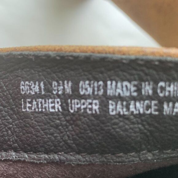 Clarks Ankle Booties, Light Brown, Lace Up, Sz 9.5 - Picture 8 of 9